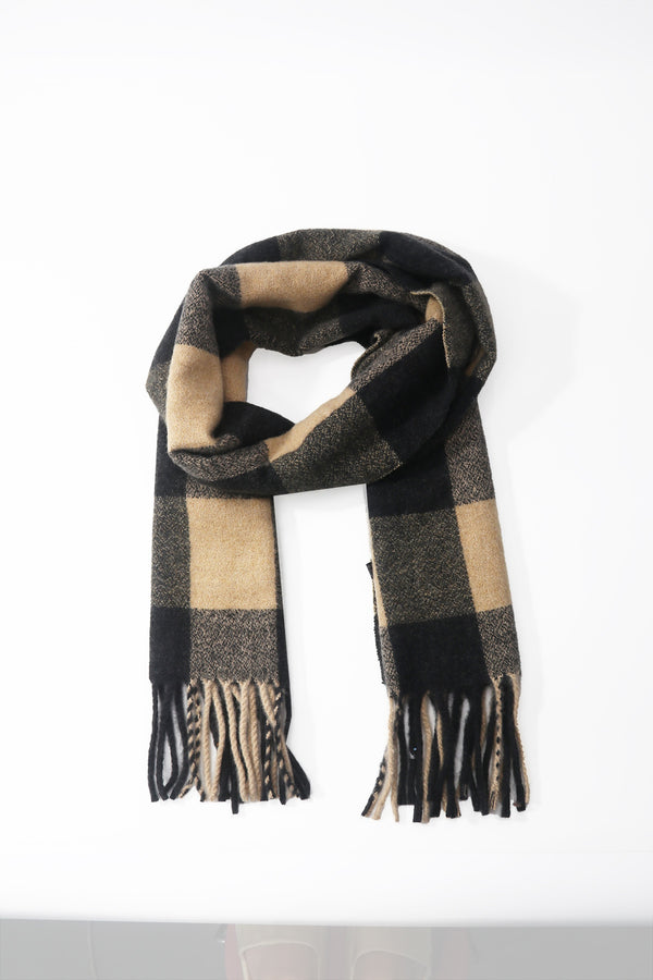 Black & Cream Knitted Check Scarf