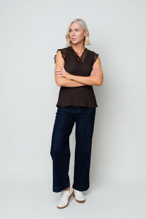Brown Sleeveless Lace Trim Pleat Top