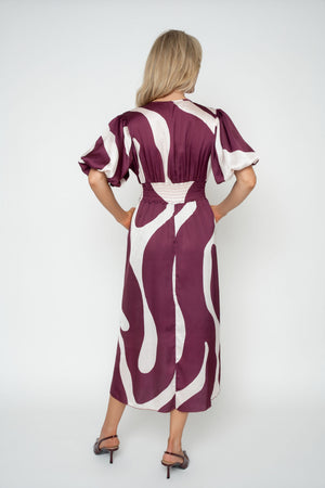 Carraig Donn Alina Burgundy Print Satin Short Sleeve Midi Dress
