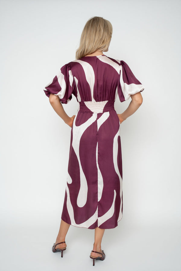 Carraig Donn Alina Burgundy Print Satin Short Sleeve Midi Dress