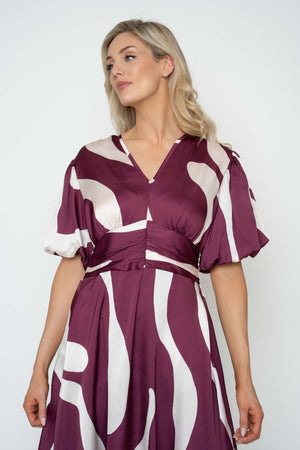 Carraig Donn Alina Burgundy Print Satin Short Sleeve Midi Dress