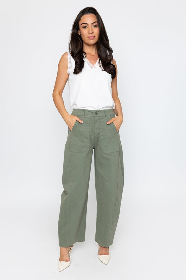 Carraig Donn Barrel Leg Jeans in Khaki