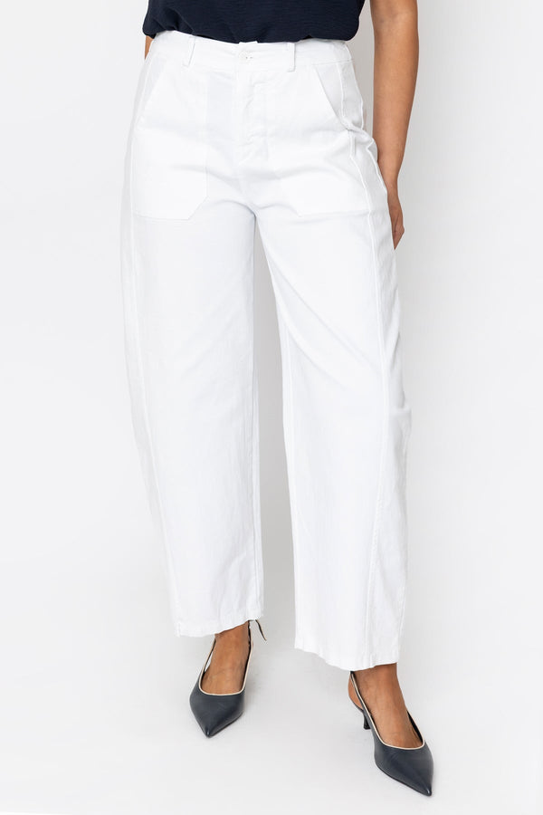 Carraig Donn Barrel Leg Jeans in White