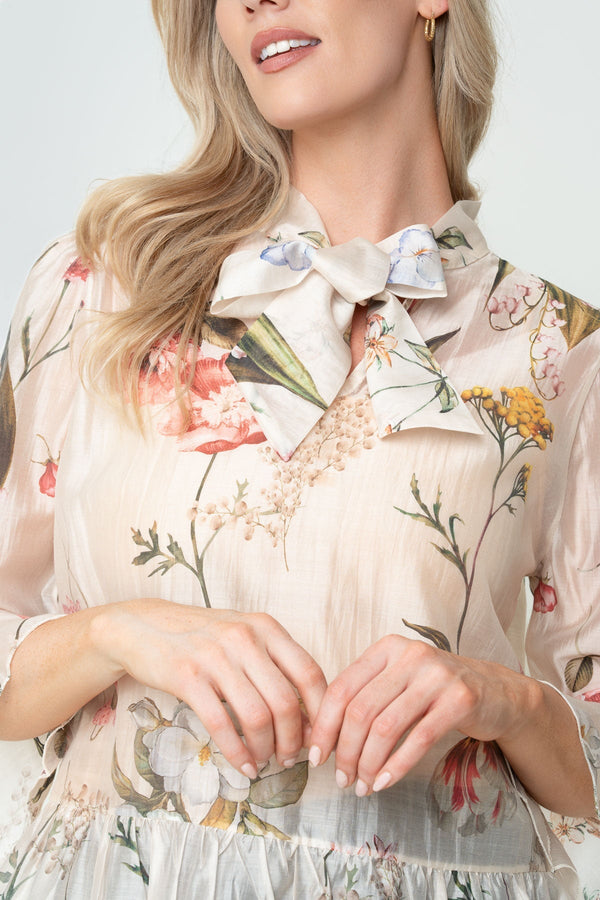 Carraig Donn Beige Floral Print Sheer Lyocell Pussybow 3/4 Sleeve Blouse