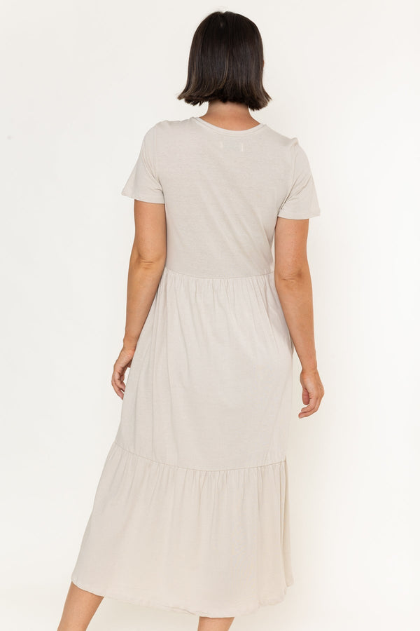 Carraig Donn Beige Jersey Tiered A-Line Short Sleeve Midi Dress