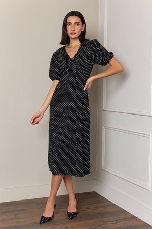 Carraig Donn Black A-Line Polka Dot Print Short Sleeve Midi Dress