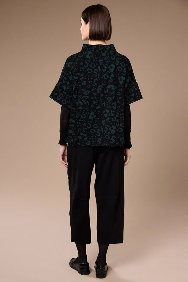 Carraig Donn Black Animal Jacquard Short Sleeved Knitted Top