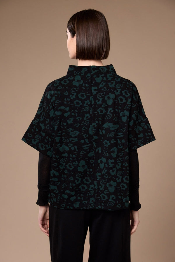 Carraig Donn Black Animal Jacquard Short Sleeved Knitted Top