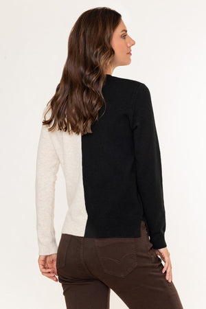 Carraig Donn Black & Cream Colour Block Star Knit Jumper