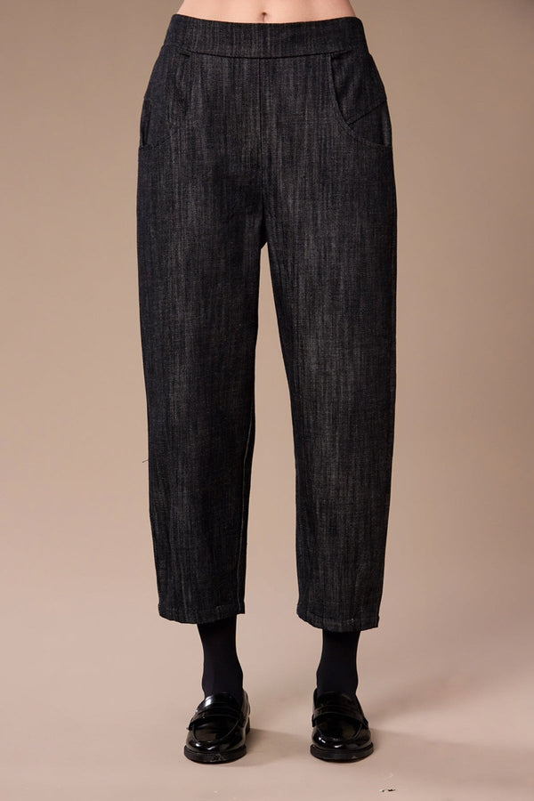 Carraig Donn Black Cropped Slouch Jean