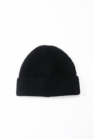 Carraig Donn Black Knit Ribbed Beanie Hat