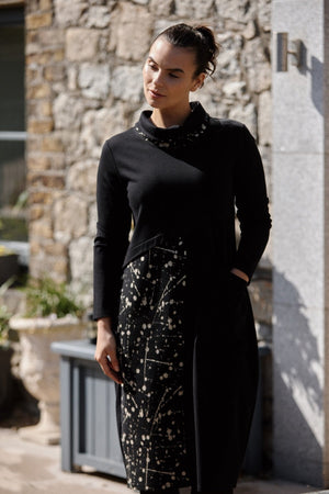 Carraig Donn Black Splash Print Knee Length Dress