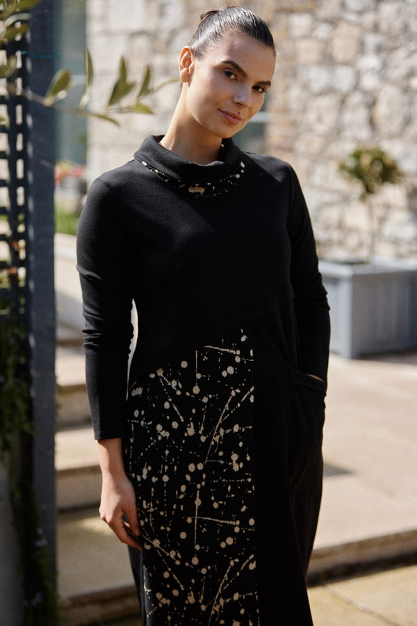 Carraig Donn Black Splash Print Knee Length Dress