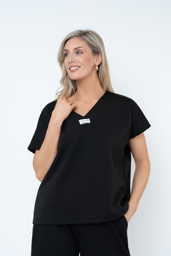 Carraig Donn Black V-Neck Sweatshirt Top