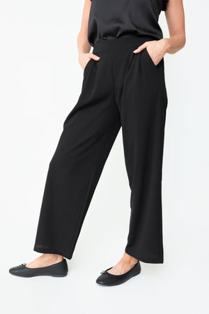 Carraig Donn Black Viscose Blend High Waisted Wide Leg Trousers