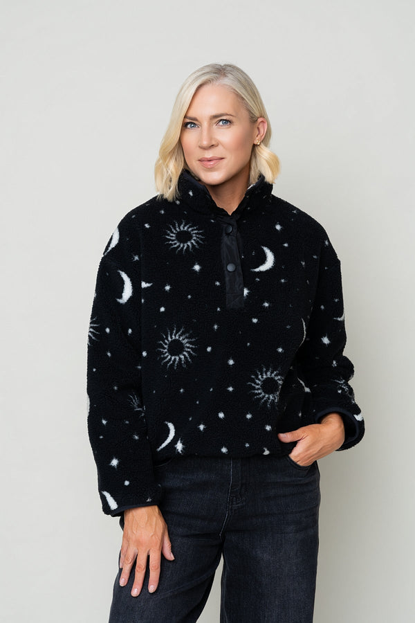 Carraig Donn Black & White Celestial Print Teddy Three Button Fleece