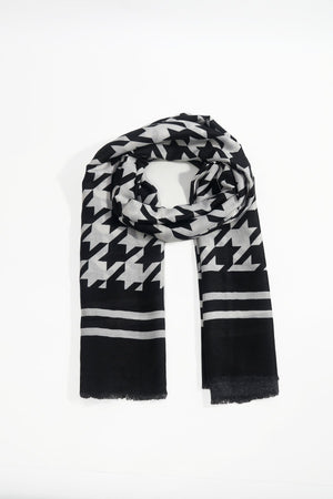 Carraig Donn Black & White Houndstooth Print Viscose Scarf