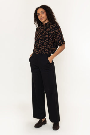 Carraig Donn Black Wide Leg Long Trousers