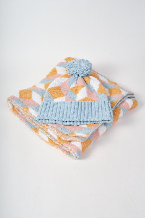 Carraig Donn Blue & Orange Knit Geometric Print Hat & Scarf Gift Set