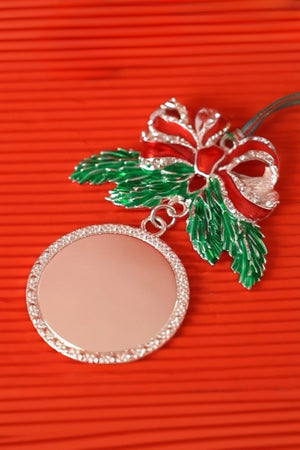 Carraig Donn Bow With Pine Leaves Christmas Tree Decoration