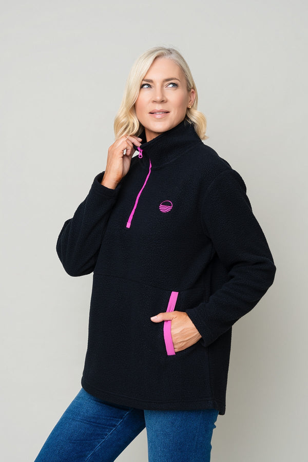 Carraig Donn Bronagh Fleece With Contrast Zip & Pockets in Black
