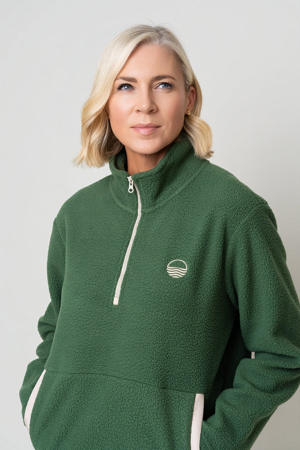 Carraig Donn Bronagh Fleece With Contrast Zip & Pockets in Forest
