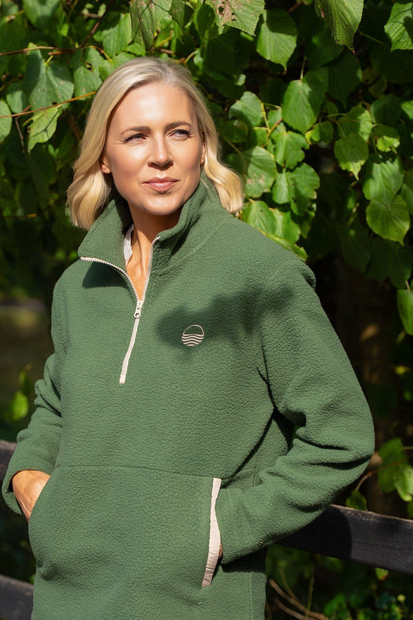 Carraig Donn Bronagh Fleece With Contrast Zip & Pockets in Forest