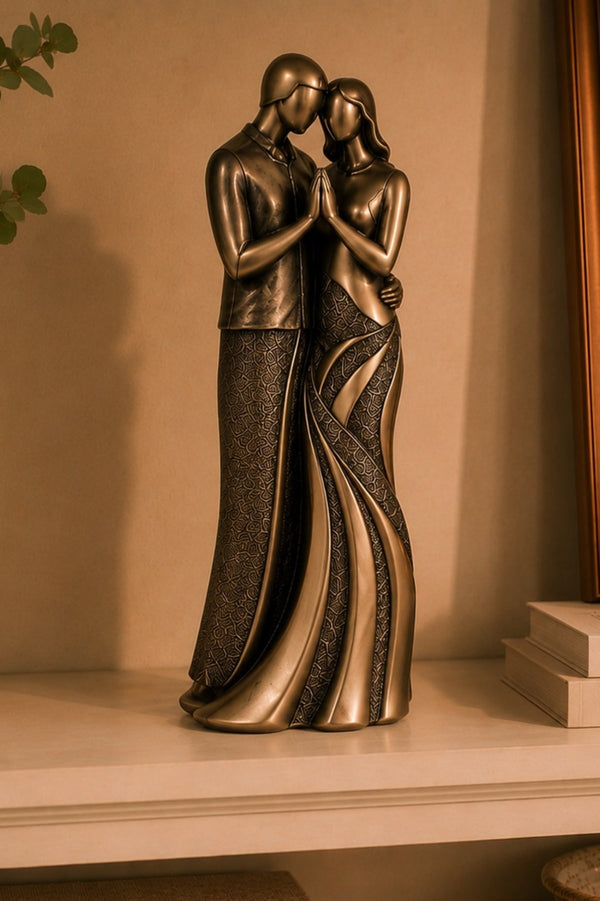 Carraig Donn Bronze Forever Love Sculpture