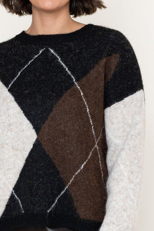 Carraig Donn Brown Knitted Argyle Long Sleeve Jumper