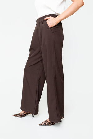 Carraig Donn Brown Viscose High Waisted Front Pleat Wide Leg Trousers