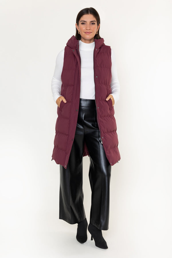 Carraig Donn Burgundy Shell Longline Quilted Hooded Gilet