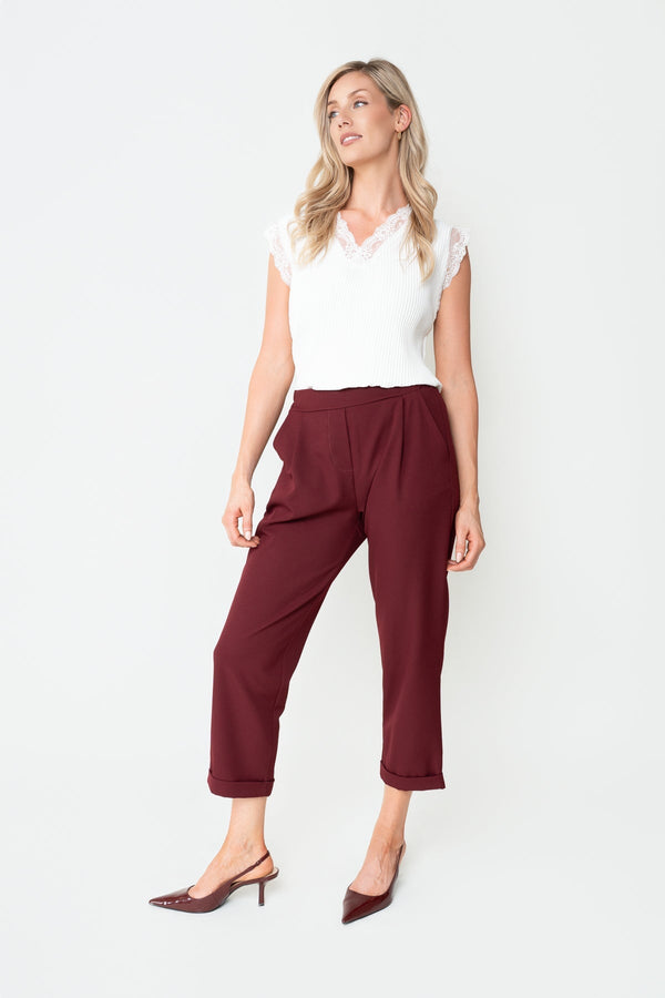 Carraig Donn Burgundy Textured High Waisted Cropped Slim Trousers