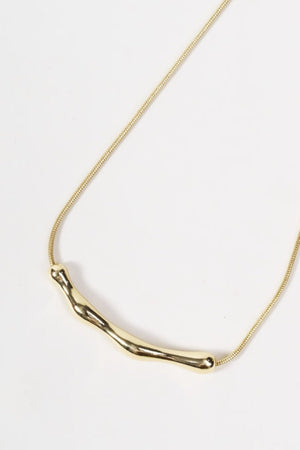Carraig Donn Abstract Gold Bar Necklace