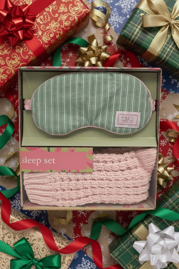 Carraig Donn Alana Eye Mask & Cosy Socks Sleep Set