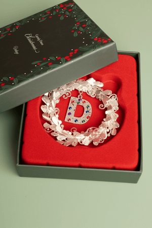 Carraig Donn Alphabet Wreath D Christmas Tree Decoration