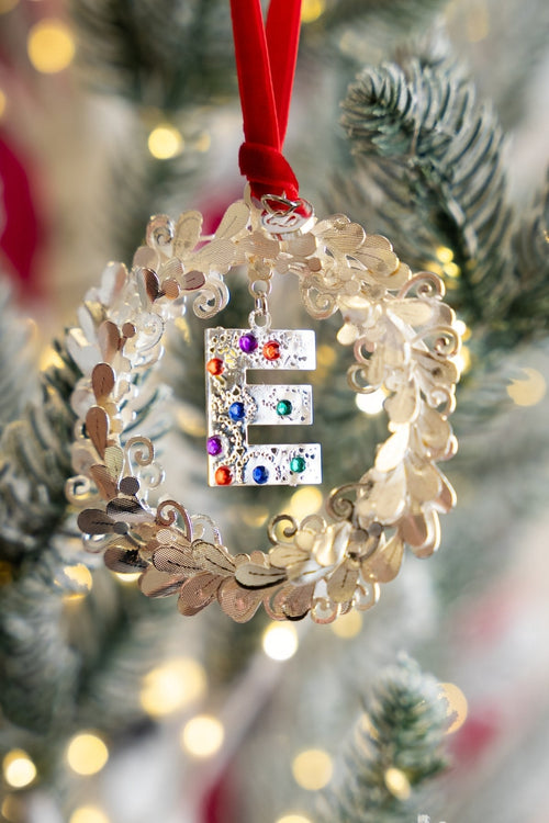 Carraig Donn Alphabet Wreath E