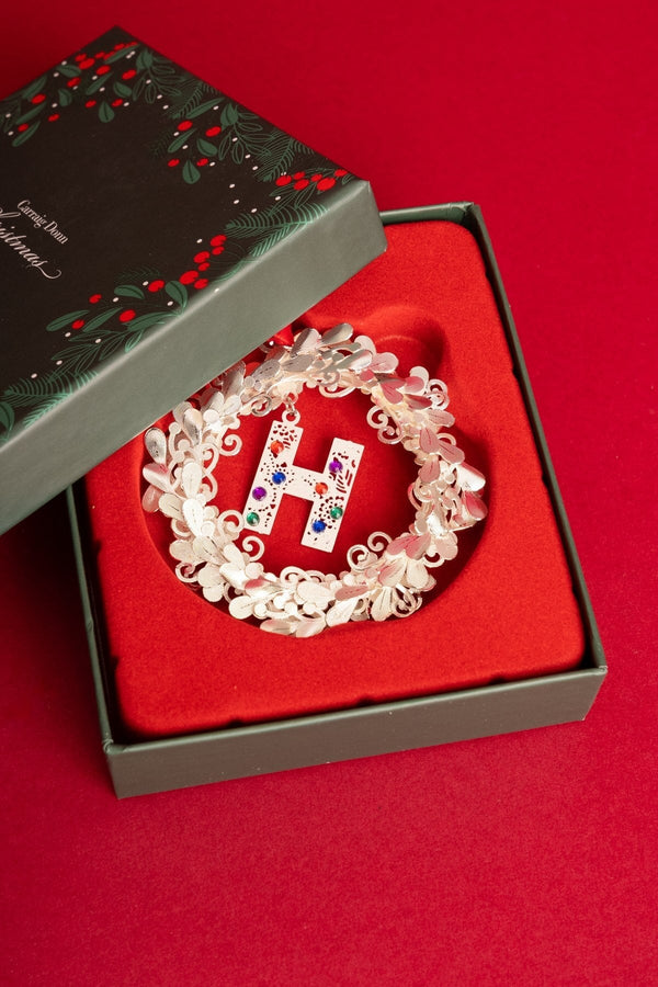 Carraig Donn Alphabet Wreath H