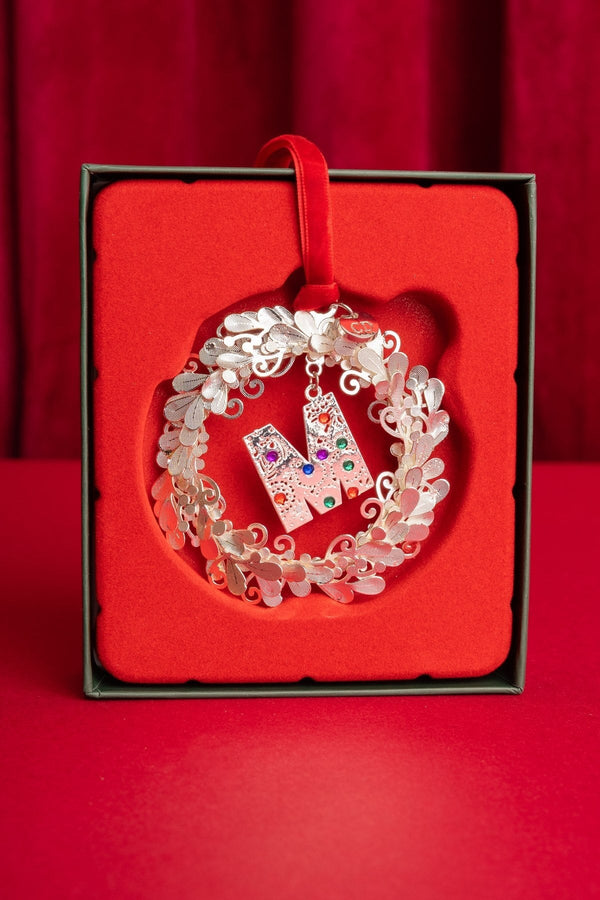 Carraig Donn Alphabet Wreath M