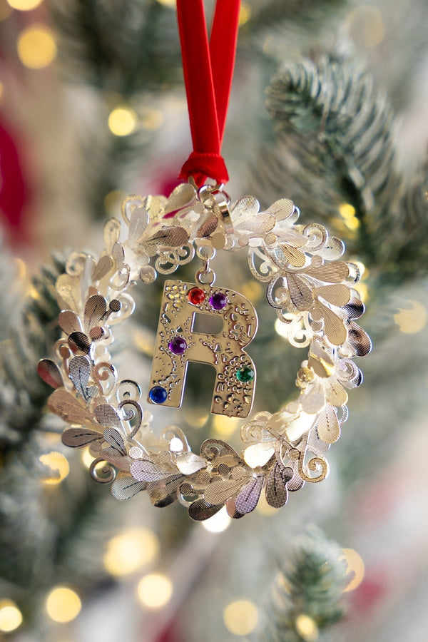 Carraig Donn Alphabet Wreath R