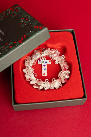 Carraig Donn Alphabet Wreath T