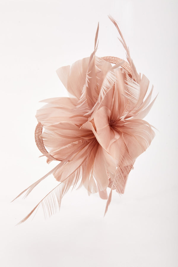 Carraig Donn Baby Pink Feather Flower Fascinator