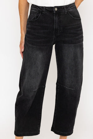 Carraig Donn Barrel Leg Jeans in Charcoal