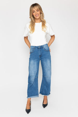 Carraig Donn Barrel Leg Jeans in Denim Blue