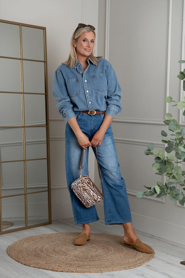 Carraig Donn Barrel Leg Jeans in Denim Blue