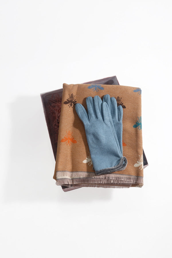Carraig Donn Bee Scarf And Glove Gift Set in Brown