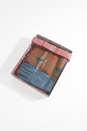 Carraig Donn Bee Scarf And Glove Gift Set in Brown