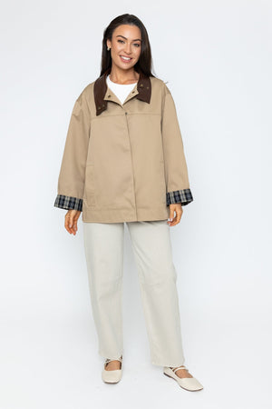 Carraig Donn Beige Walking Jacket