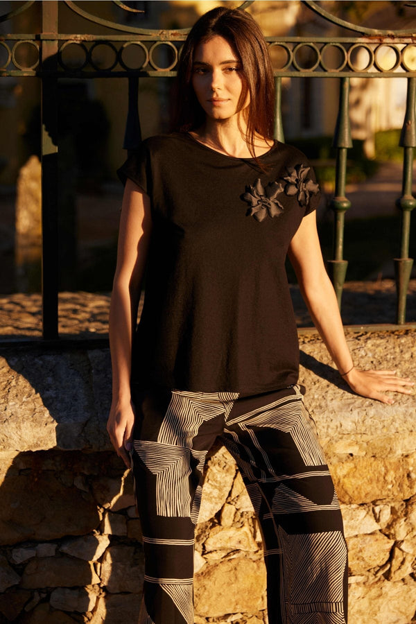 Carraig Donn Black 3D Flower Short Sleeve Top