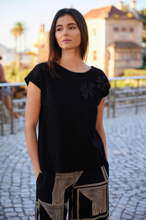 Carraig Donn Black 3D Flower Short Sleeve Top