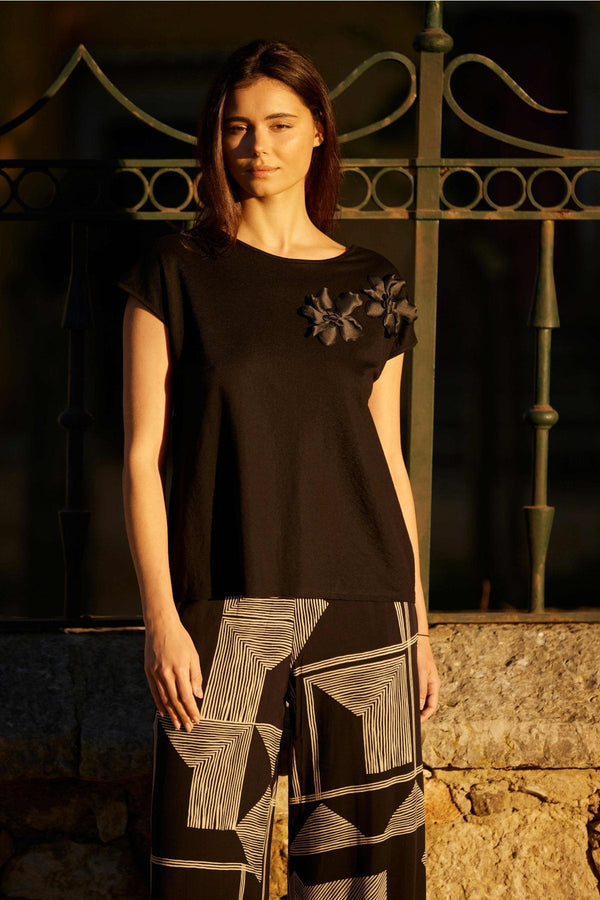 Carraig Donn Black 3D Flower Short Sleeve Top